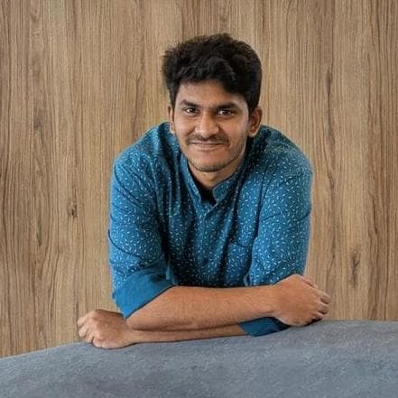 LF32 - Lali Akhil Raj